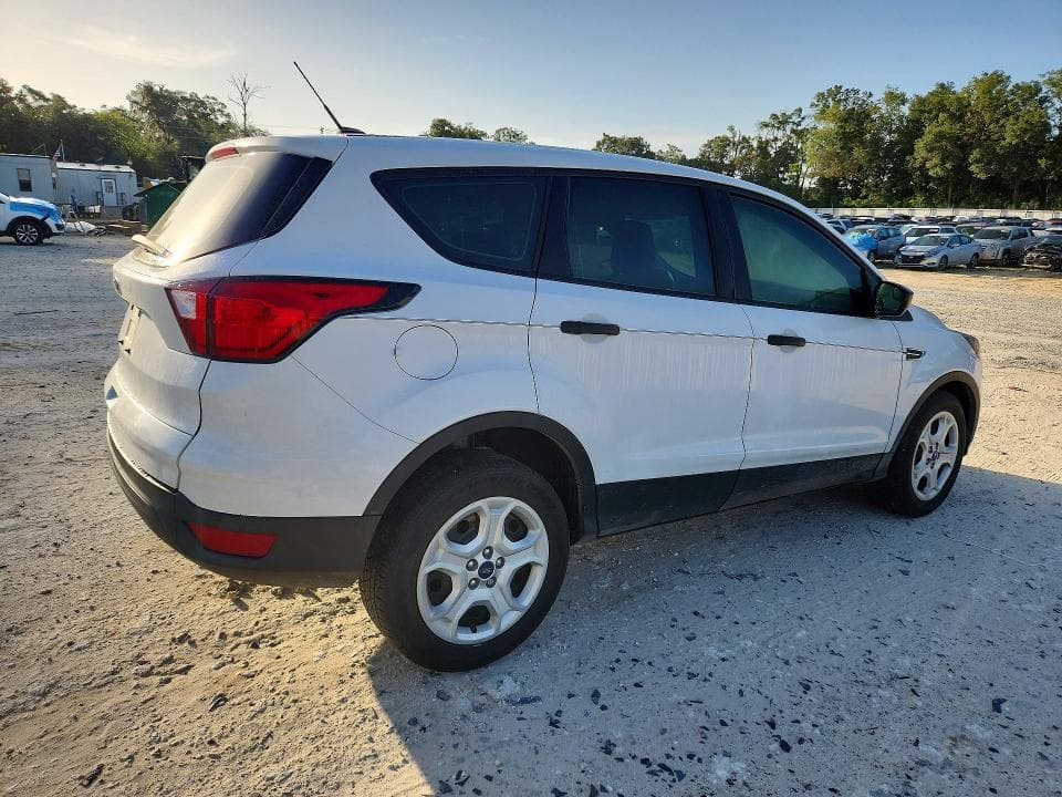 2019 FORD ESCAPE S 3