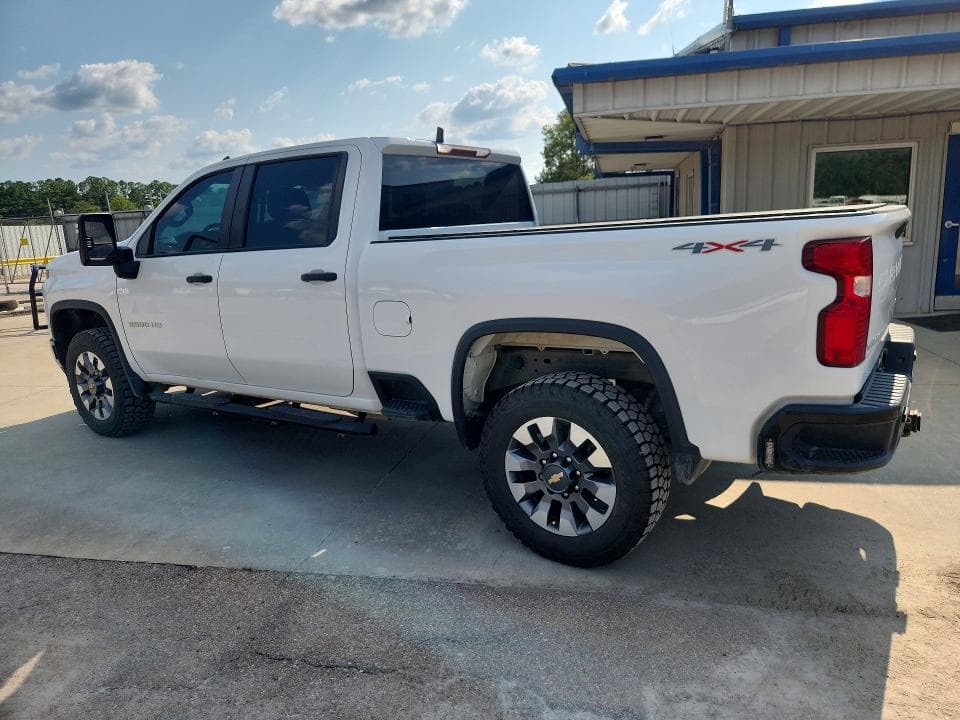 2022 CHEVROLET SILVERADO K2500 CUSTOM 2