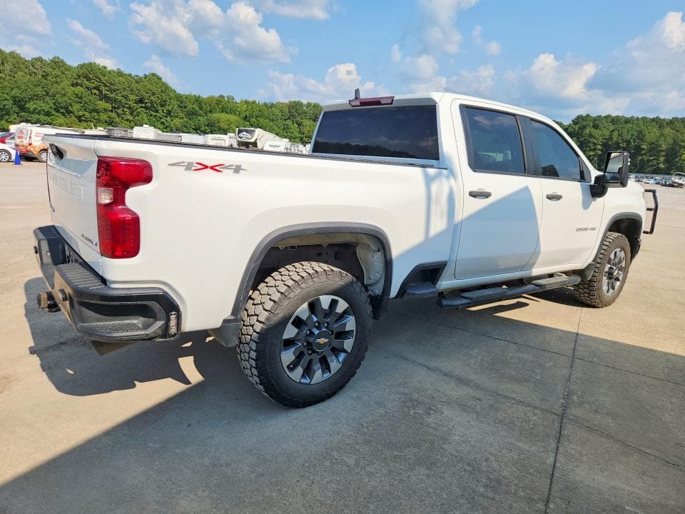 2022 CHEVROLET SILVERADO K2500 CUSTOM 3