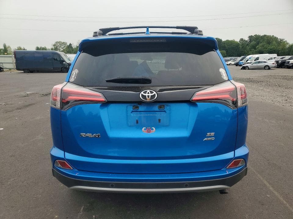 2017 TOYOTA RAV4 SE SE 6