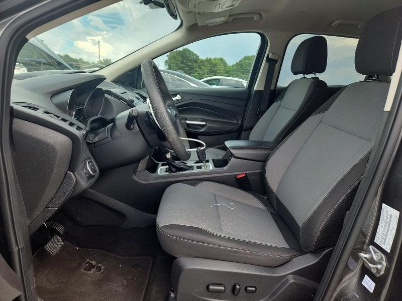 2017 FORD ESCAPE SE 7