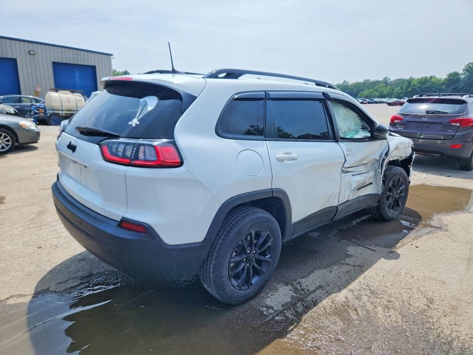 2023 JEEP CHEROKEE ALTITUDE LUX 3