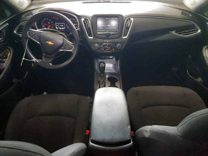 2018 CHEVROLET MALIBU LS 8