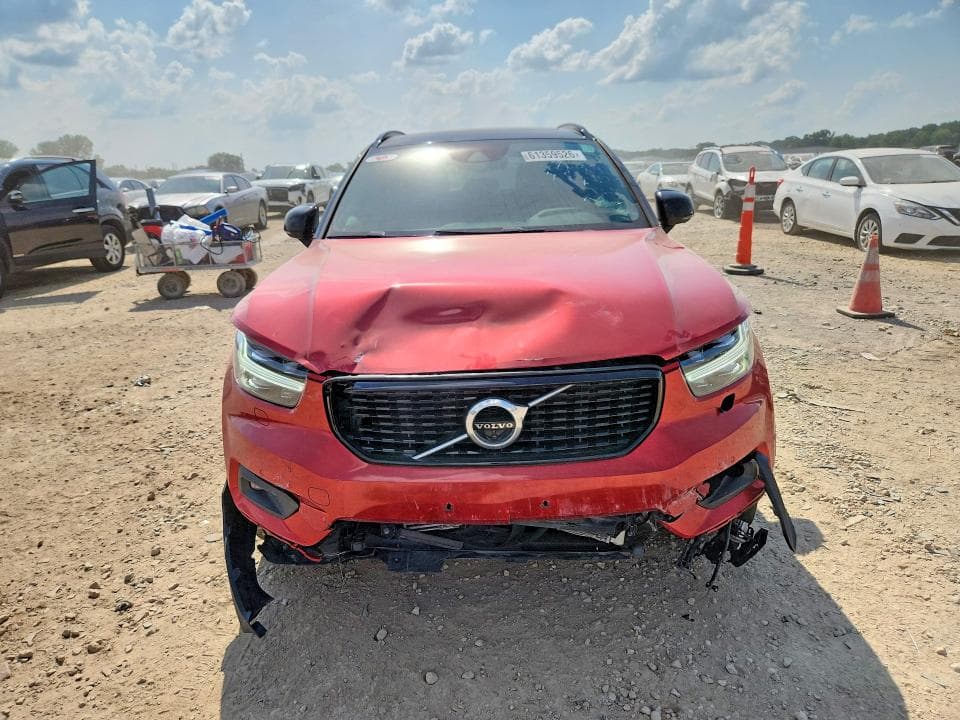 2020 VOLVO XC40 T5 R-DESIGN T5 R-DESIGN 5