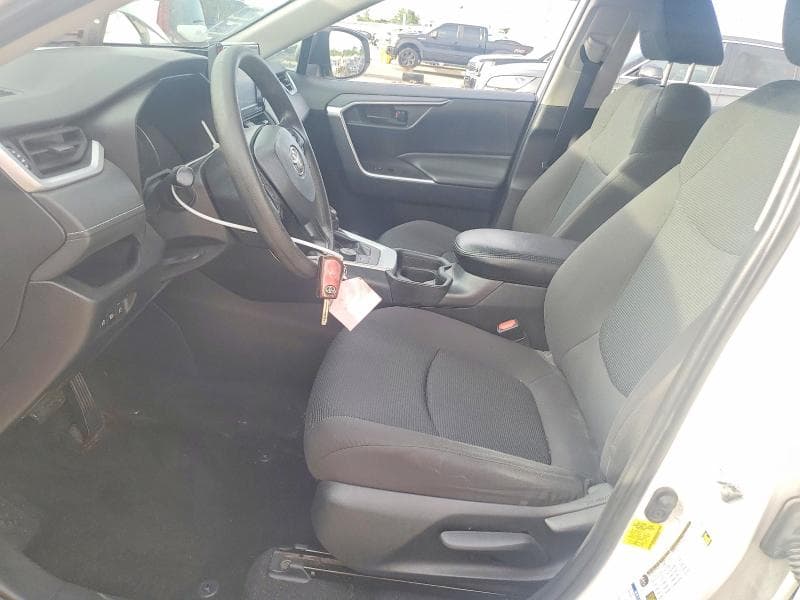 2021 TOYOTA RAV4 LE 7
