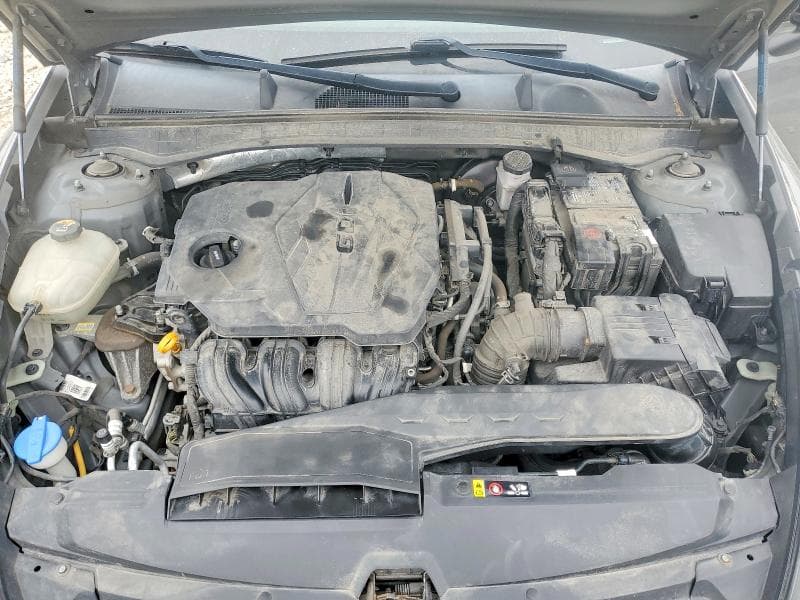 2021 HYUNDAI SONATA SE 11