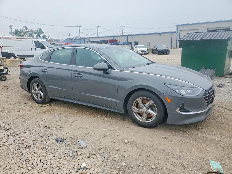 2021 HYUNDAI SONATA SE 4