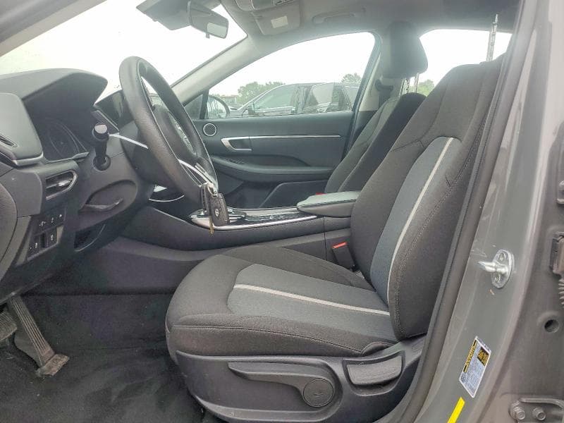 2021 HYUNDAI SONATA SE 7