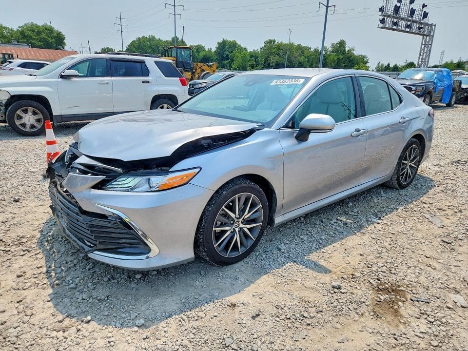 2024 TOYOTA CAMRY XLE - 1