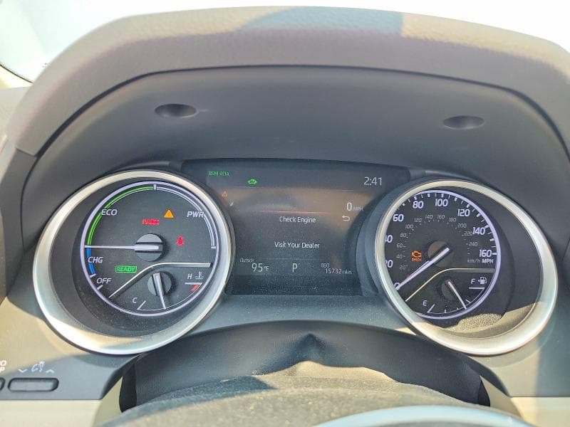 2024 TOYOTA CAMRY XLE 9