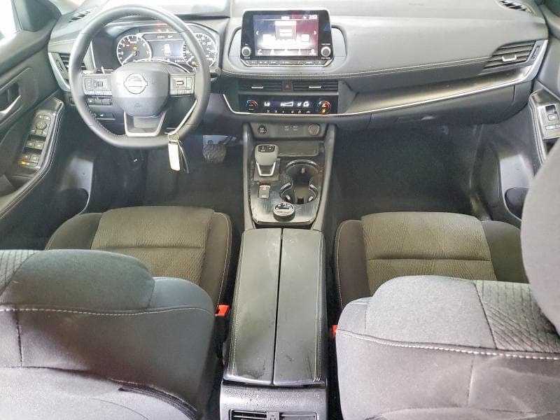 2026 NISSAN ROGUE SV 8