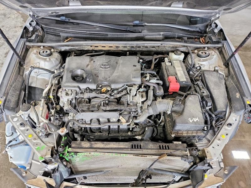 2019 TOYOTA CAMRY LE 11