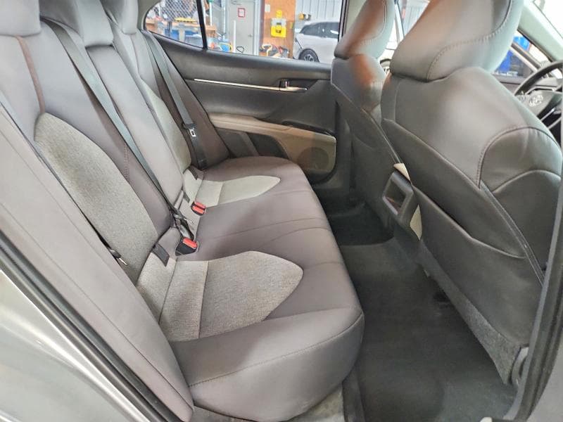 2019 TOYOTA CAMRY LE 10