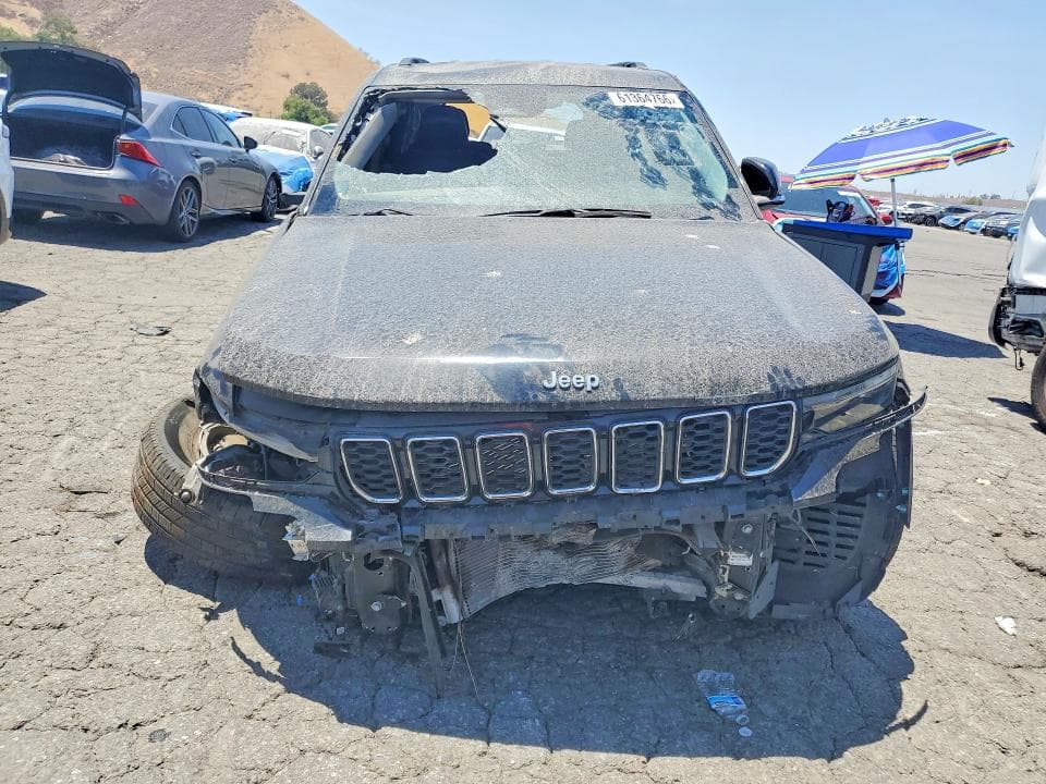 2023 JEEP GRAND CHEROKEE LIMITED 5