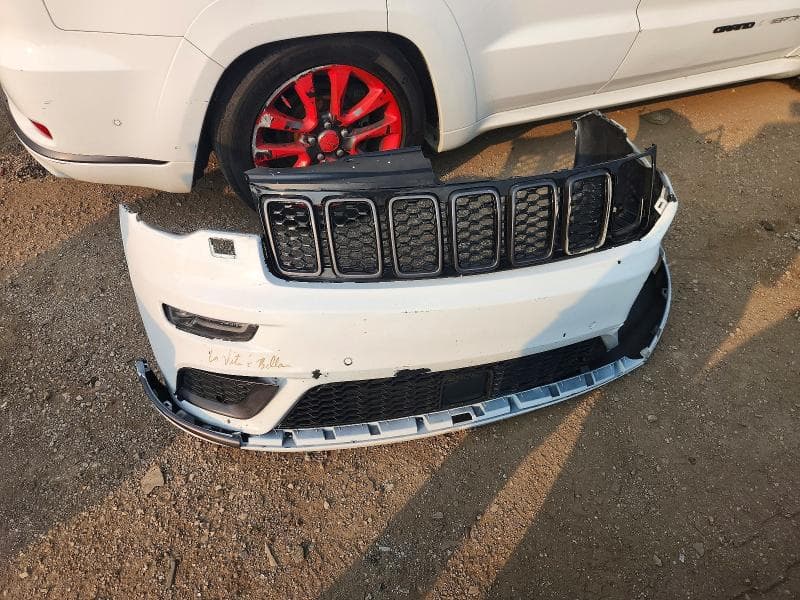 2018 JEEP GRAND CHEROKEE OVERLAND 12