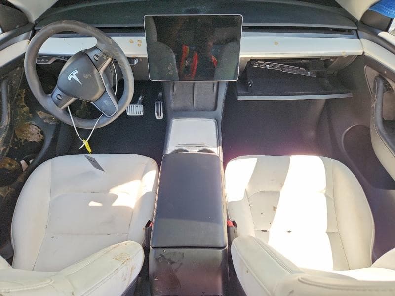 2022 TESLA MODEL Y 8