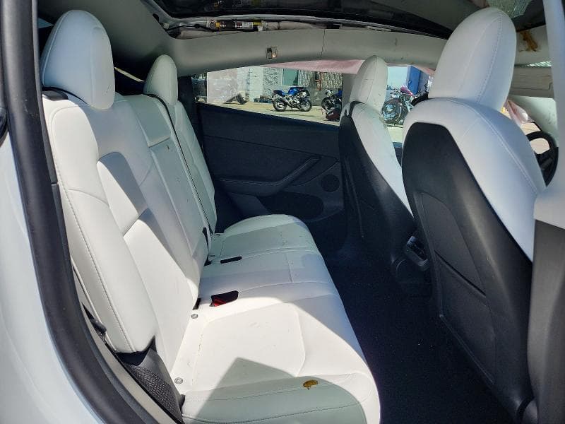 2022 TESLA MODEL Y 10