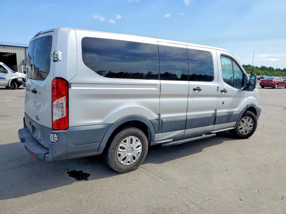 2017 FORD TRANSIT T-150 3