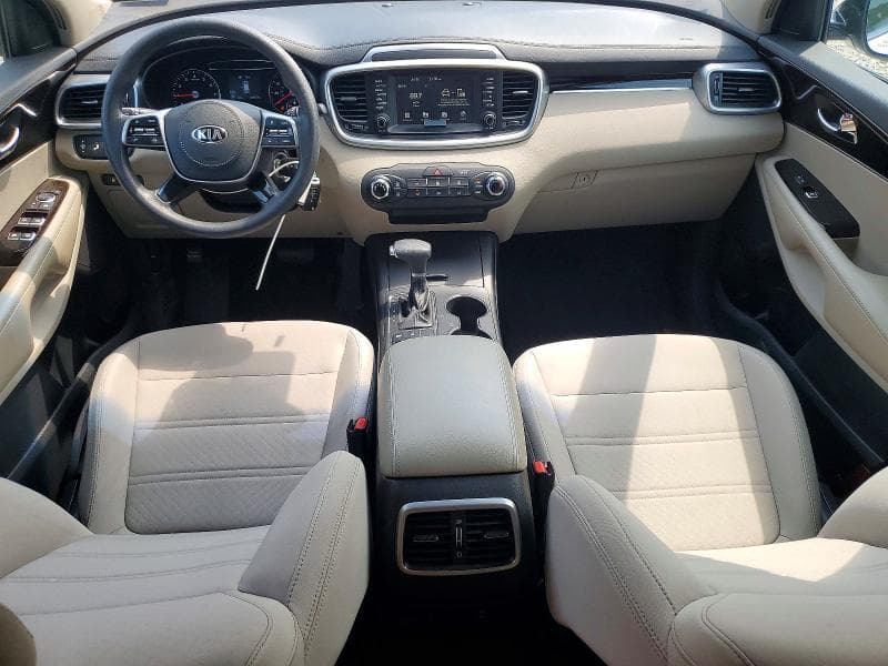 2019 KIA SORENTO LX 8