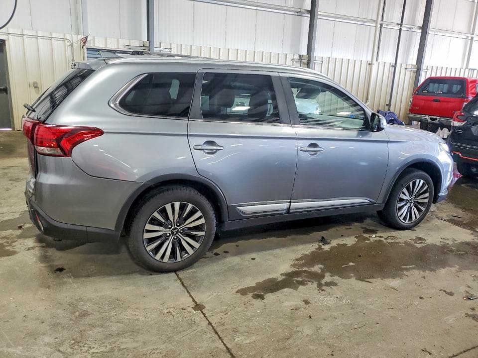 2020 MITSUBISHI OUTLANDER SE 3