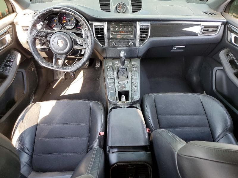 2017 PORSCHE MACAN GTS 8