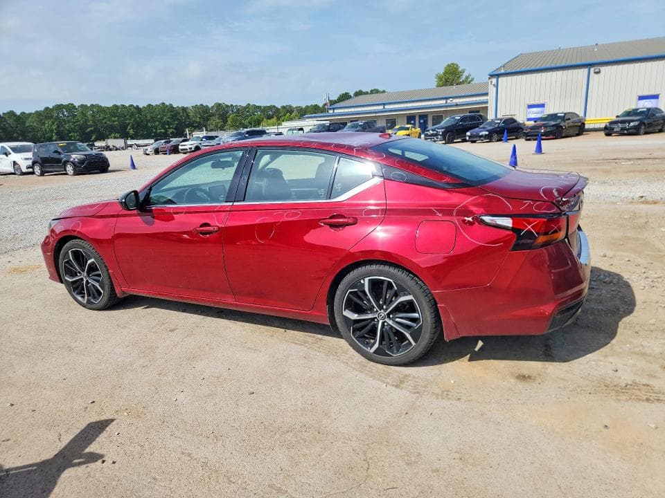 2023 NISSAN ALTIMA SR 2