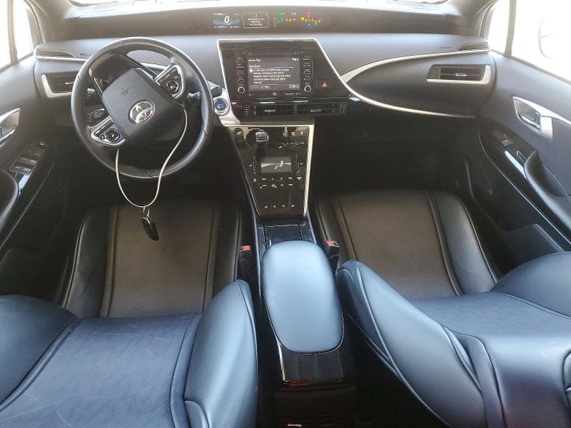 2019 TOYOTA MIRAI BASE 8
