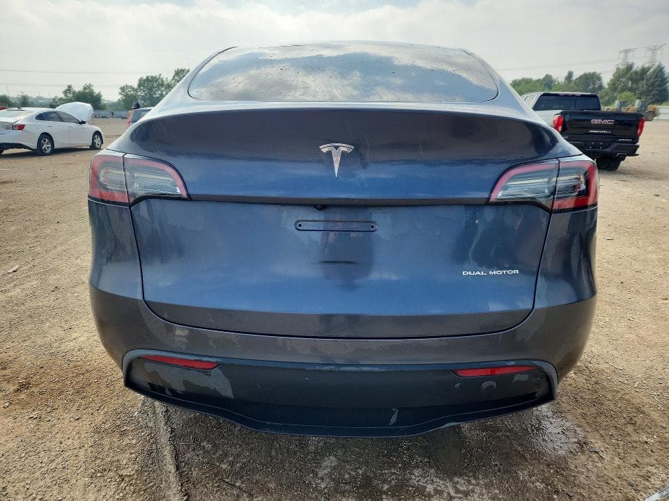 2023 TESLA MODEL Y 6