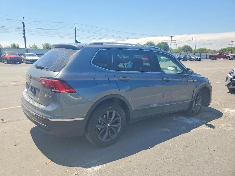 2024 VOLKSWAGEN TIGUAN SE 3