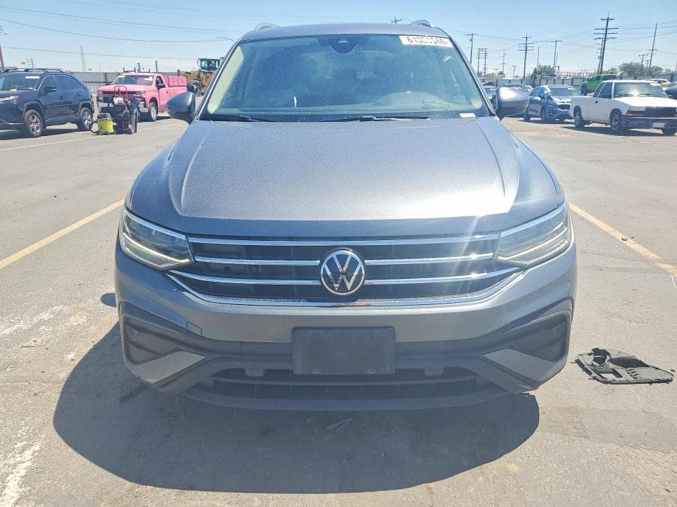 2024 VOLKSWAGEN TIGUAN SE 5