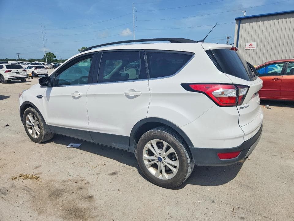 2017 FORD ESCAPE SE 2