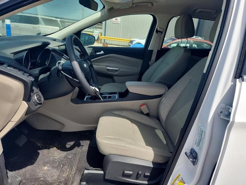 2017 FORD ESCAPE SE 7
