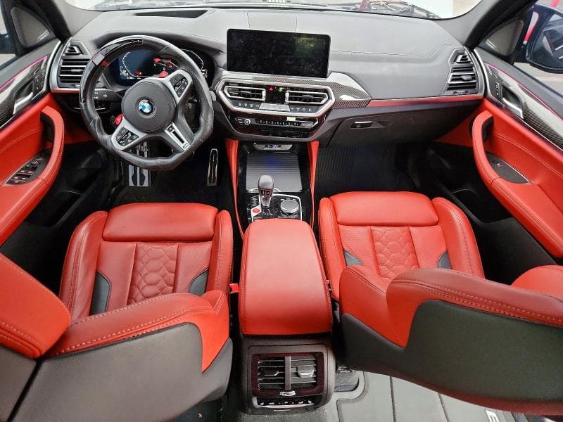 2024 BMW X3 M 8