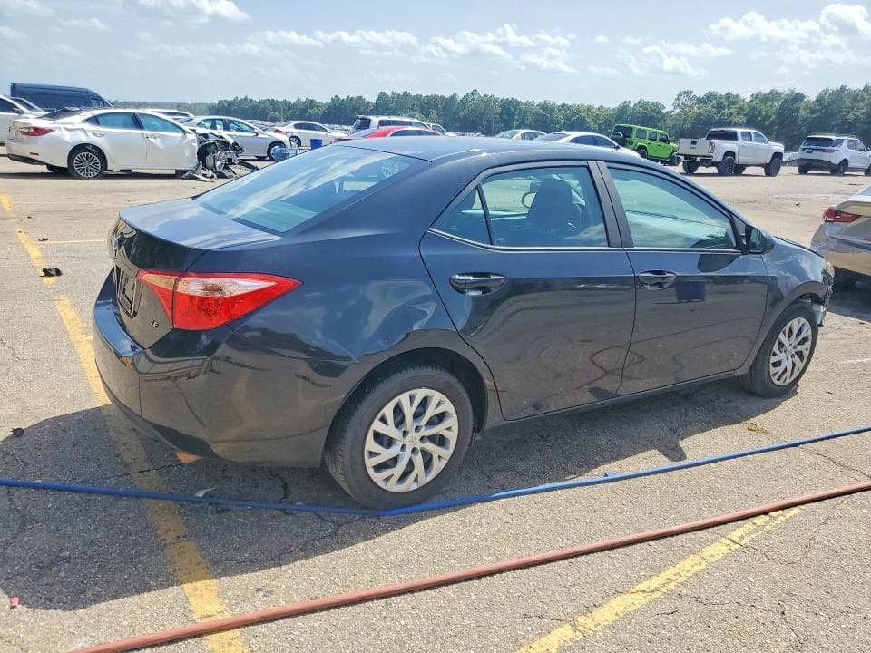 2019 TOYOTA COROLLA LE 3