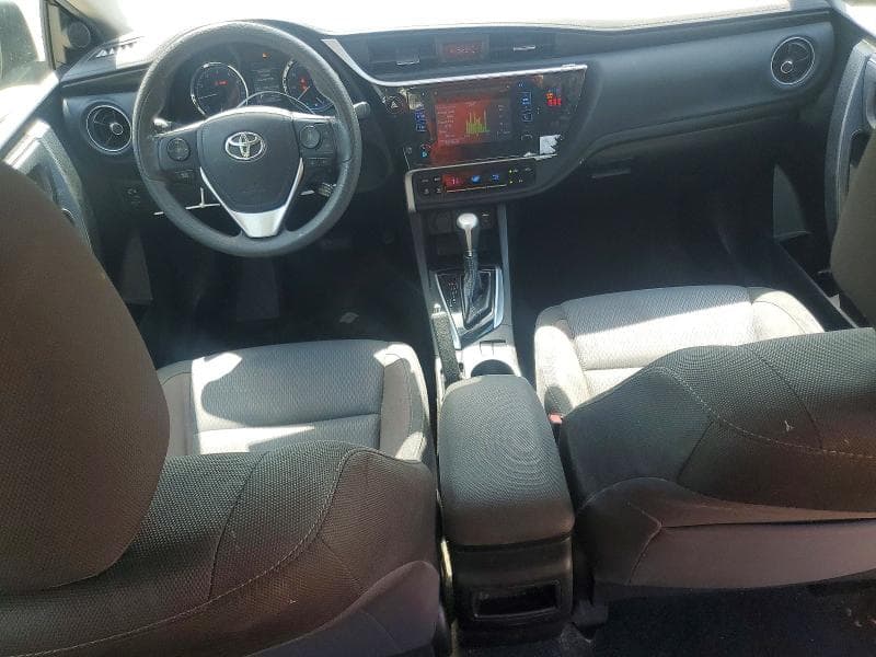 2019 TOYOTA COROLLA LE 8