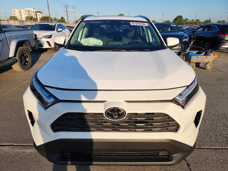 2024 TOYOTA RAV4 XLE XLE 5