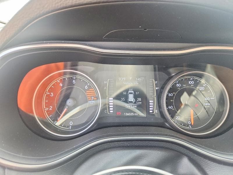 2019 JEEP CHEROKEE LATITUDE PLUS 9