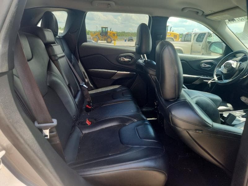 2019 JEEP CHEROKEE LATITUDE PLUS 10