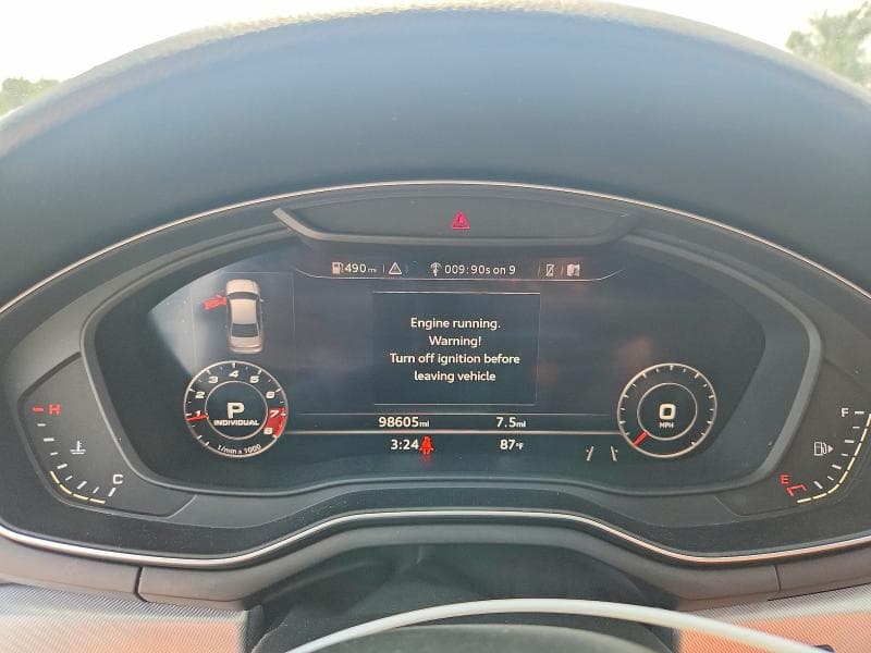 2017 AUDI A4 PRESTIGE 9