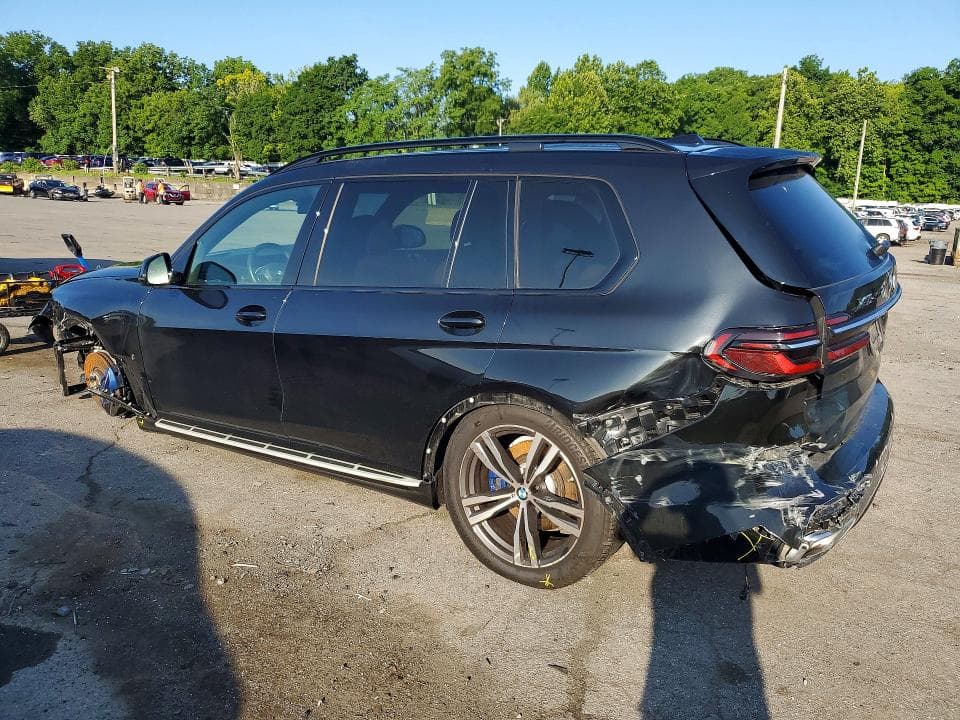 2025 BMW X7 XDRIVE40I 2