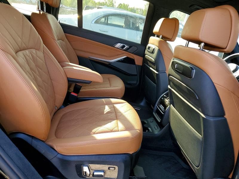2025 BMW X7 XDRIVE40I 11