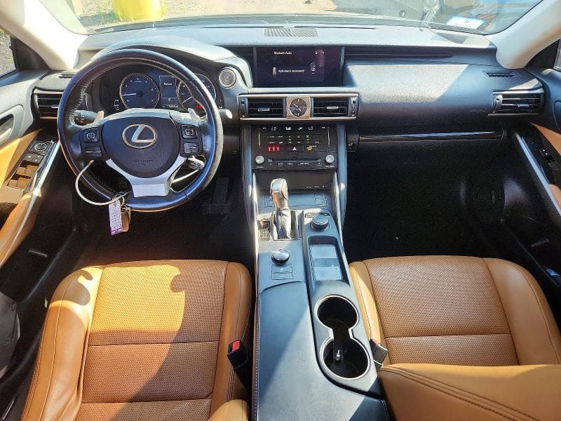 2017 LEXUS IS 300 8