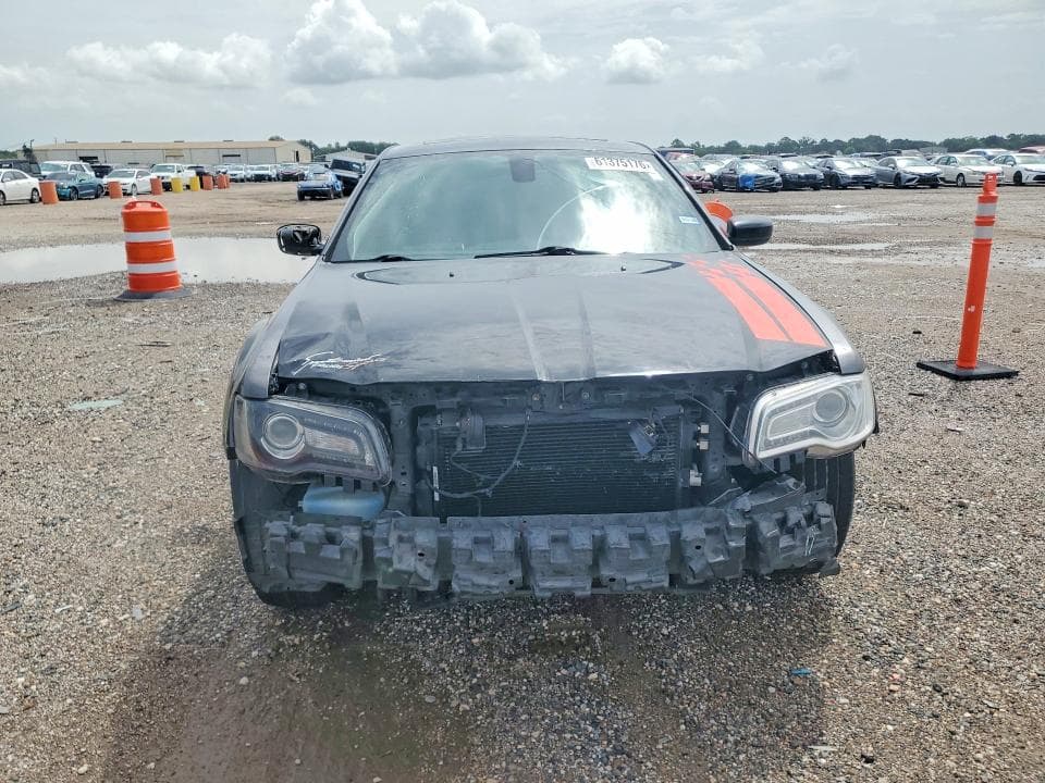 2018 CHRYSLER 300 S 5