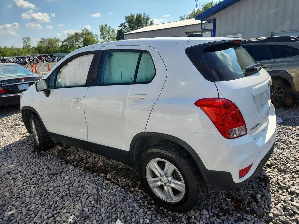 2017 CHEVROLET TRAX LS 2