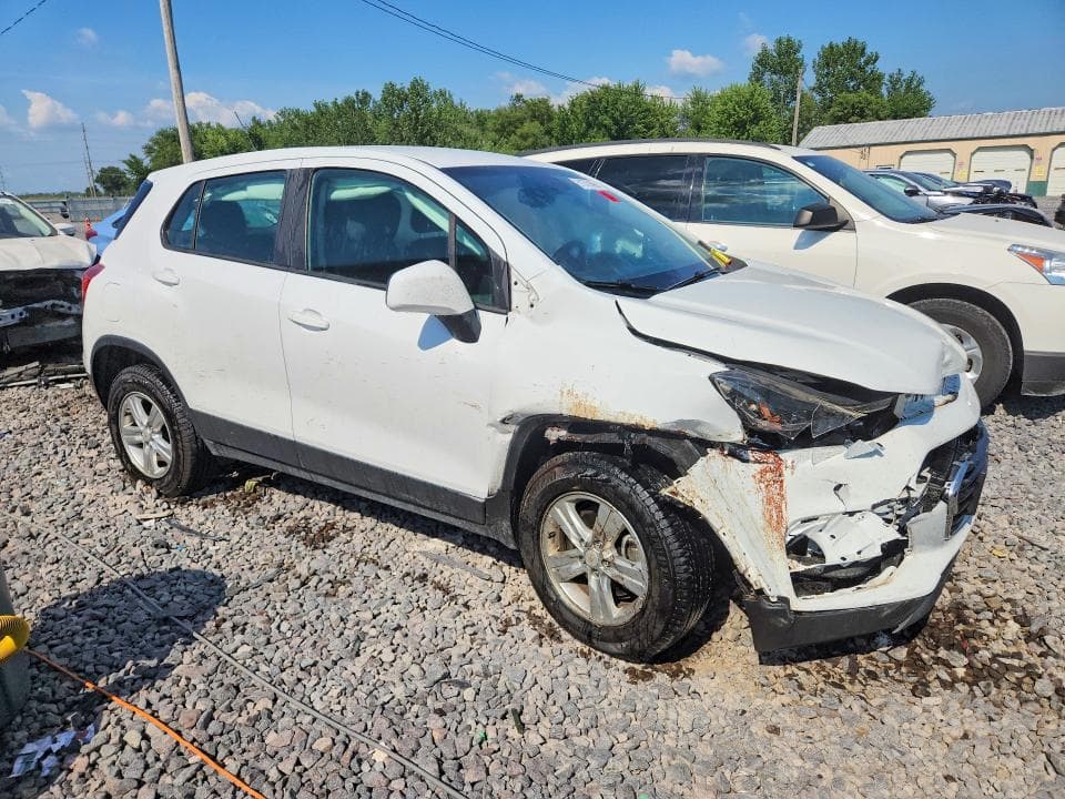 2017 CHEVROLET TRAX LS 4