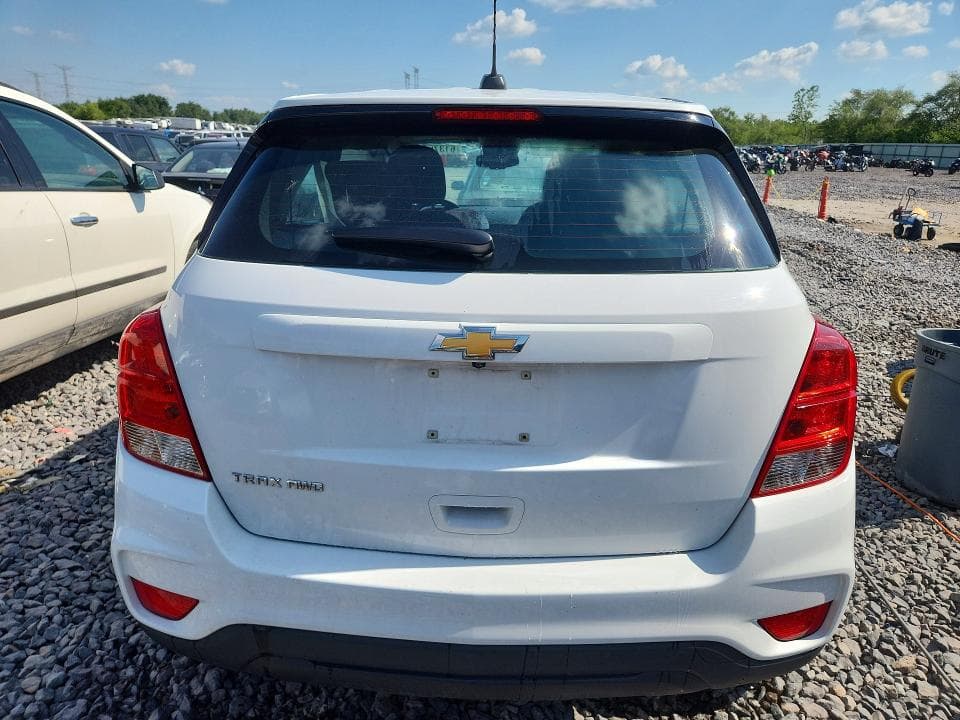 2017 CHEVROLET TRAX LS 6