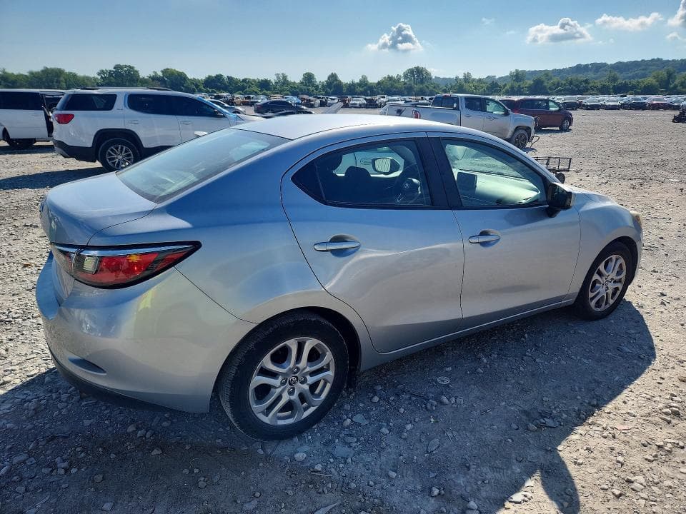 2018 TOYOTA YARIS IA BASE BASE 3