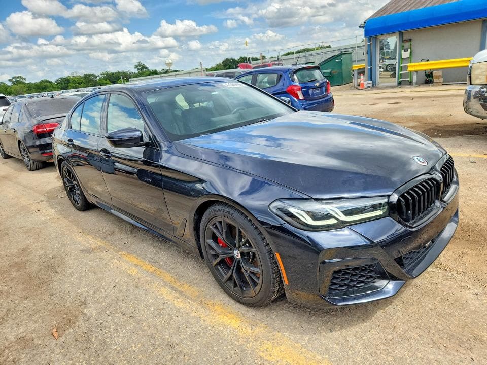 2023 BMW M550XI 4