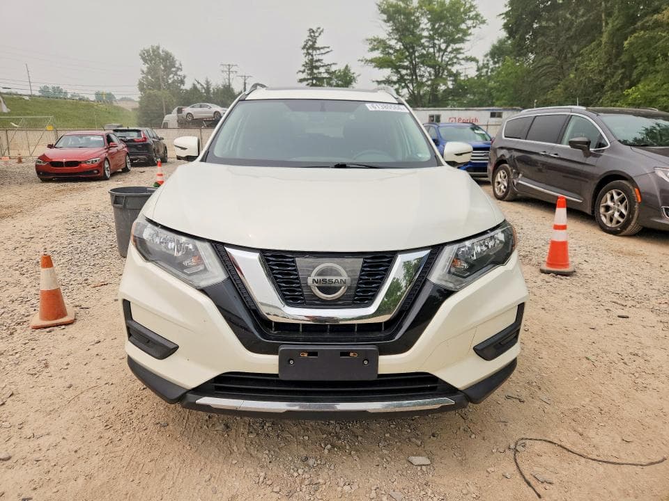 2017 NISSAN ROGUE SV 5