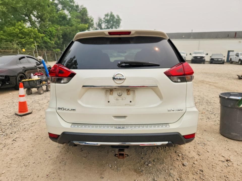 2017 NISSAN ROGUE SV 6